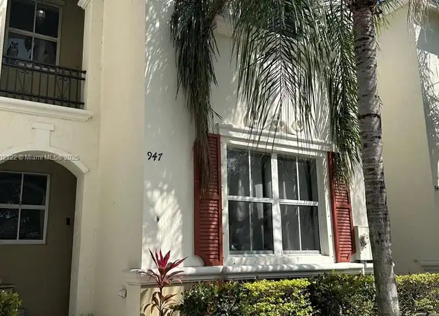 Property at 947 NE 42nd Ter #947, Homestead, FL, 33033, 3 beds, 2.5 baths, [object Object]