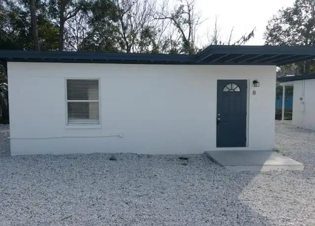 Property at 735 S Washington Ave, Apopka, FL, 32703, 2 beds, 1 bath, [object Object]
