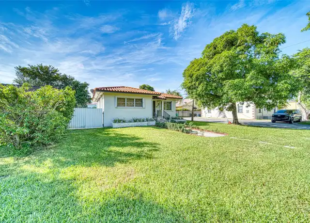 Property at 4136 SW 14th St, Miami, FL, 33134, 3 beds, 2 baths, [object Object]