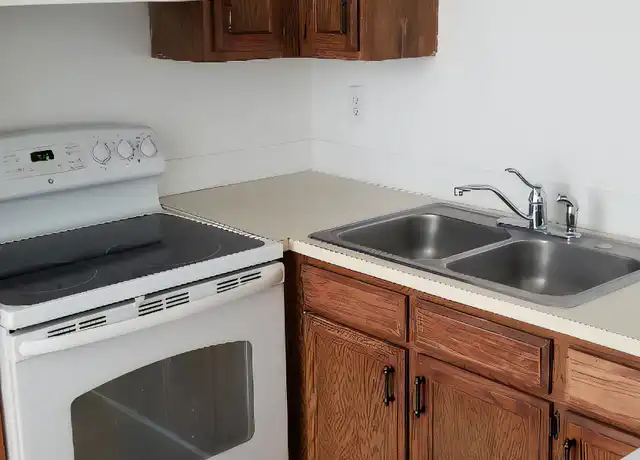 Property at 8000 W 10th Ave Unit 6, Lakewood, CO, 80214, 2 beds, 1 bath, [object Object]
