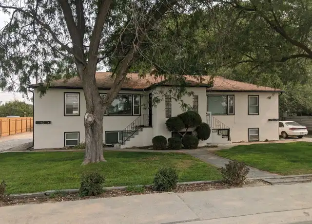 Property at 712 S Canyon St Unit 1, Nampa, ID, 83686, 2 beds, 1 bath, [object Object]