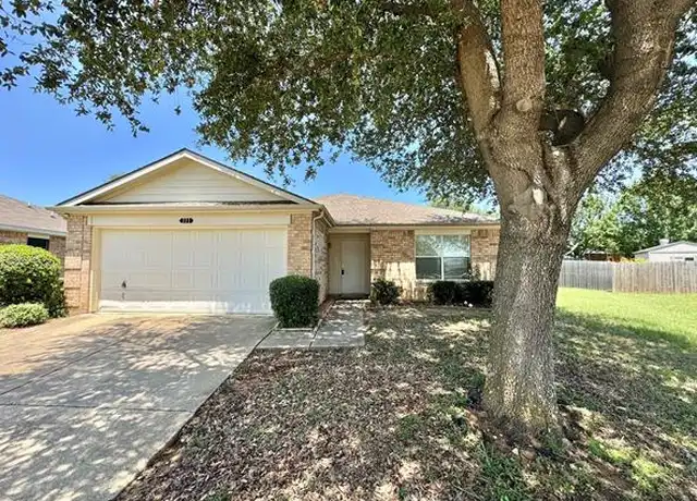 Property at 111 Pinecrest, Seagoville, TX, 75159, 3 beds, 2 baths, [object Object]