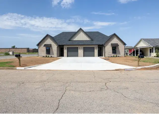 Property at 1 Shamrock Cir Unit 3, Shawnee, OK, 74804, 2 beds, 2 baths, [object Object]