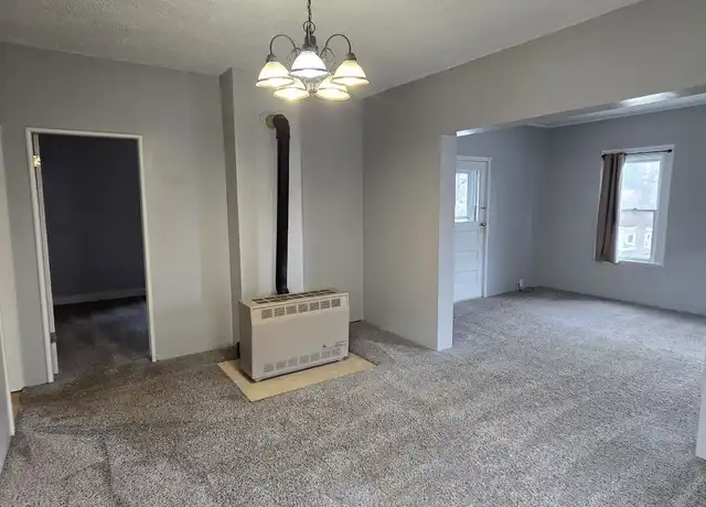 Property at 1449 Quarry Ave NW, Grand Rapids, MI, 49504, 2 beds, 1 bath, [object Object]
