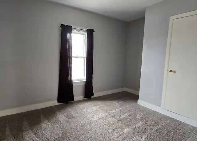 Property at 1449 Quarry Ave NW, Grand Rapids, MI, 49504, 2 beds, 1 bath, [object Object]