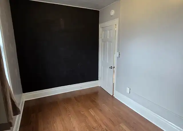 Property at 1449 Quarry Ave NW, Grand Rapids, MI, 49504, 2 beds, 1 bath, [object Object]