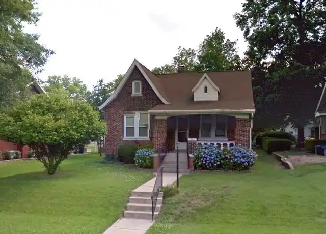 Property at 533 S Pennsylvania Ave, Belleville, IL, 62220, 3 beds, 2 baths, [object Object]
