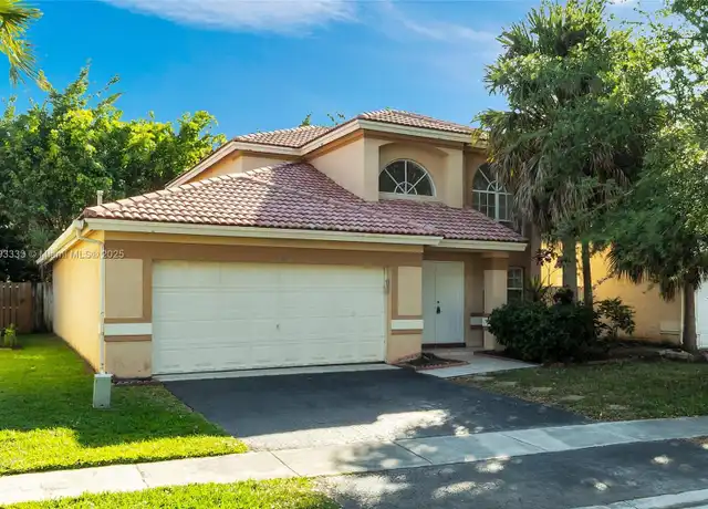 Property at 106 Gables Blvd, Weston, FL, 33326, 4 beds, 2.5 baths, [object Object]