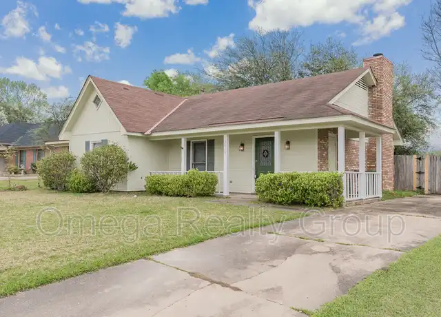 Property at 2012 Woodmere Loop, Montgomery, AL, 36117, 3 beds, 2 baths, [object Object]