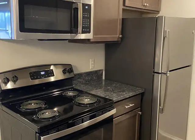Property at 1491 W Nine Mile Rd Unit 9, Ferndale, MI, 48220, 2 beds, 1 bath, [object Object]