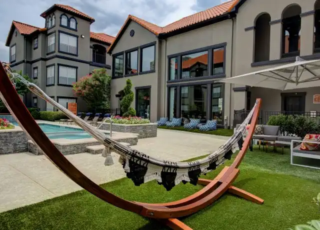 Property at 778 Dunlavy St Unit B-11, Houston, TX, 77019, 2 beds, 2 baths, [object Object]