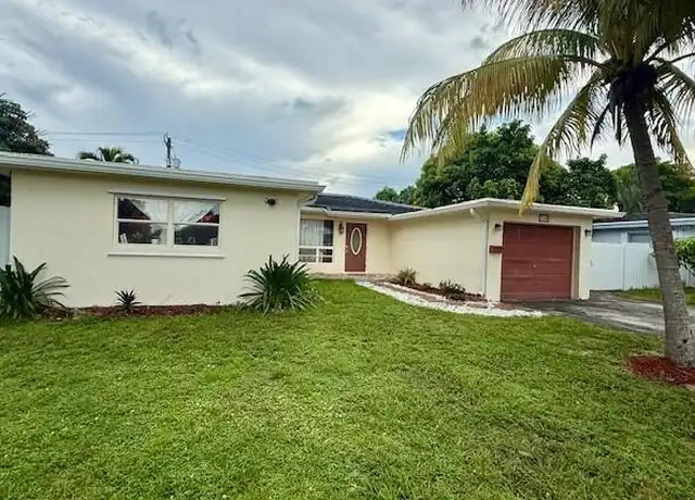 Property at 7140 SW 16th St, Pembroke Pines, FL, 33023, 3 beds, 3 baths, [object Object]