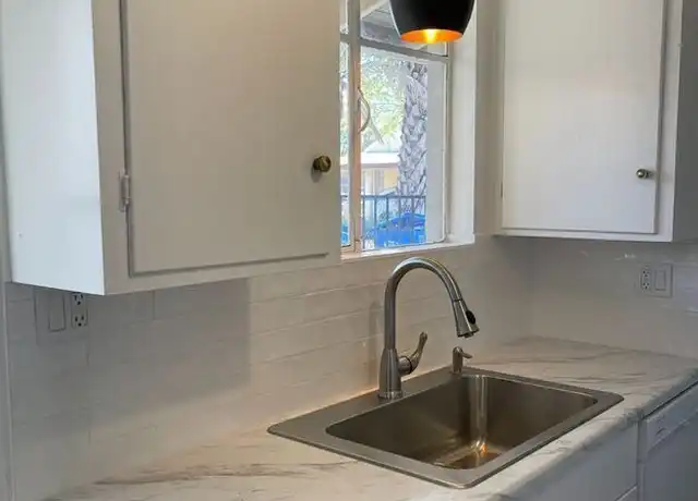 Property at 1013 E Palm Ln Unit B, Phoenix, AZ, 85006, 1 bed, 1 bath, [object Object]