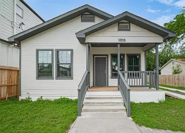 Property at 1205 E 27th St, Houston, TX, 77009, 3 beds, 2.5 baths, [object Object]
