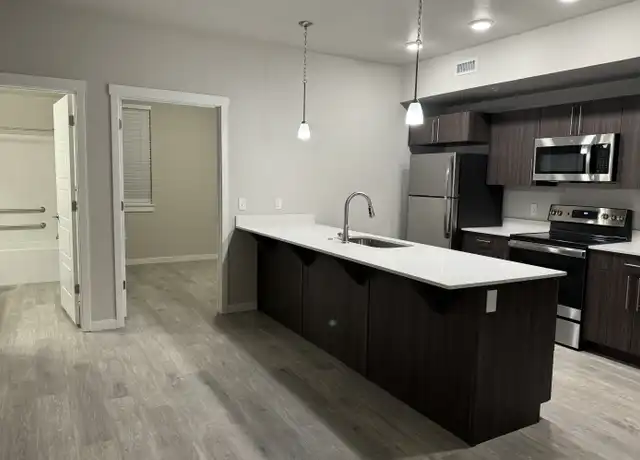 Property at 532 N 44th St Unit 301, Nampa, ID, 83687, 2 beds, 1 bath, [object Object]