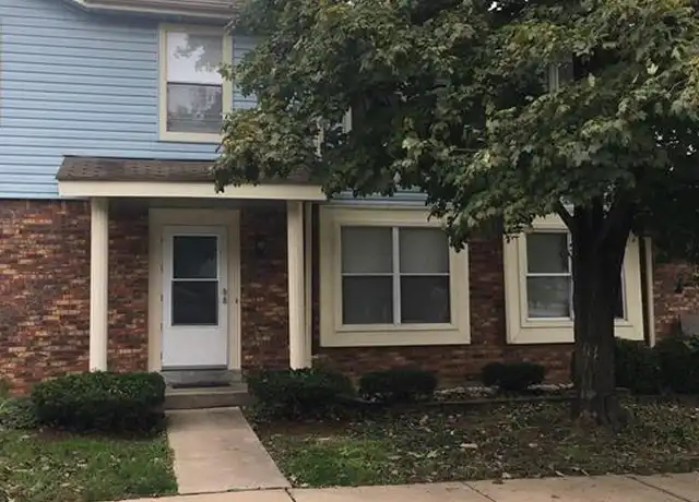 Property at 1324 Summergate Pkwy, Saint Charles, MO, 63303, 2 beds, 1.5 baths, [object Object]