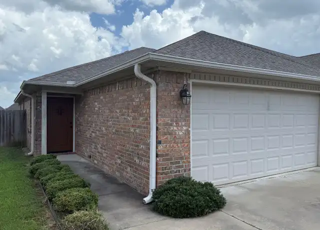 Property at 6515 Phoenix Ave Unit 1118A, Fort Smith, AR, 72903, 3 beds, 2 baths, [object Object]