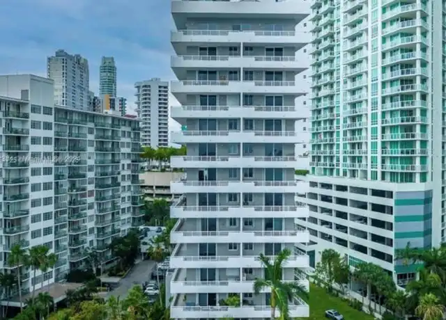 Property at 1402 Brickell Bay Dr, Miami, FL, 33131, 2 beds, 2 baths, [object Object]