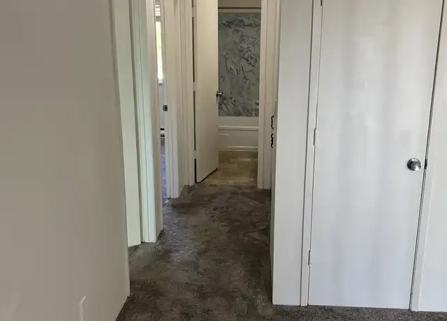 Property at 12150 SW Spur Ct Unit F, Beaverton, OR, 97008, 2 beds, 1 bath, [object Object]