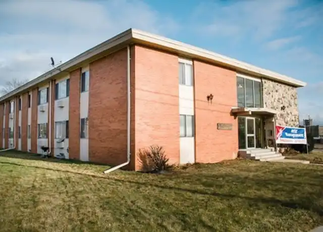 Property at 2420 Northwestern Ave Unit 8, Racine, WI, 53404, 1 bed, 1 bath, [object Object]