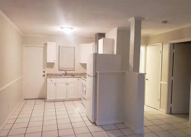 Property at 731 NW 1st Ave Unit 3, Fort Lauderdale, FL, 33311, 1 bed, 1 bath, [object Object]