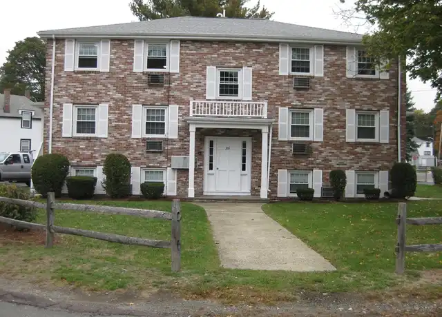 Property at 100 Lynde St Unit 2A, Melrose, MA, 02176, 1 bed, 1 bath, [object Object]