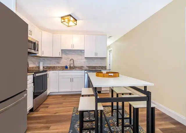 Property at 748 Lake Howell Rd, Maitland, FL, 32751, 1 bed, 1 bath, [object Object]