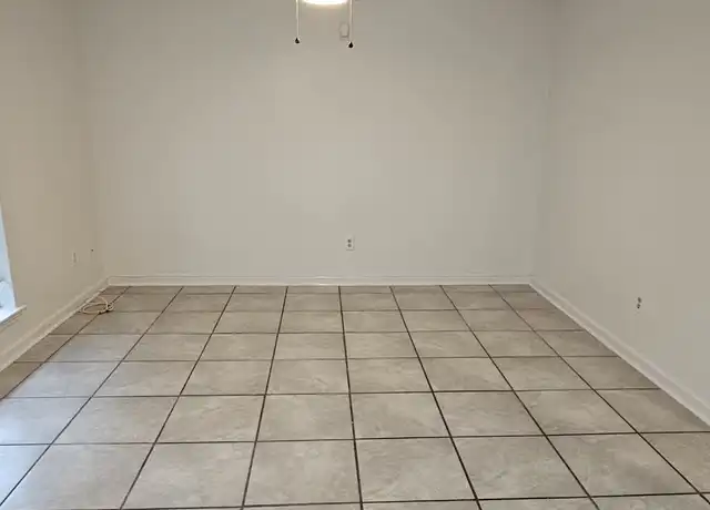 Property at 4101 Hessmer Ave #205, Metairie, LA, 70002, 1 bed, 1 bath, [object Object]