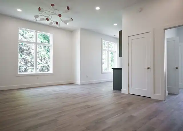 Property at 2307 Bedford Ave Unit 4, Lynchburg, VA, 24503, 1 bed, 1 bath, [object Object]
