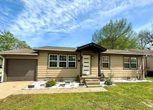 Property at 604 S Strong Blvd, McAlester, OK, 74501, 3 beds, 2 baths, [object Object]