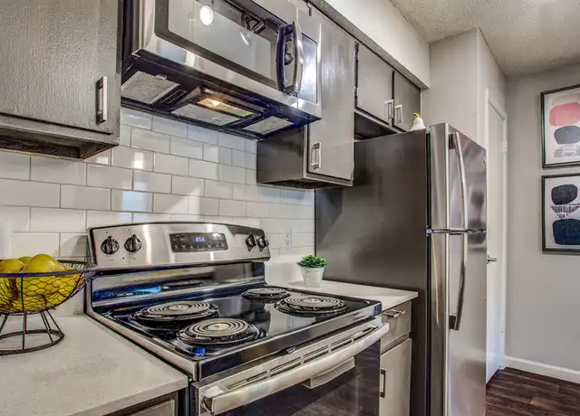 Property at 511 Green Oaks Ct Unit 1594, Arlington, TX, 76006, 2 beds, 2 baths, [object Object]