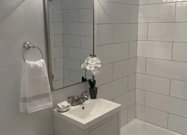 Property at 2612 Dakota St NE Unit I, Albuquerque, NM, 87110, 1 bed, 1 bath, [object Object]