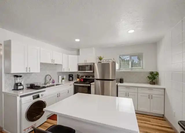 Property at 2612 Dakota St NE Unit I, Albuquerque, NM, 87110, 1 bed, 1 bath, [object Object]