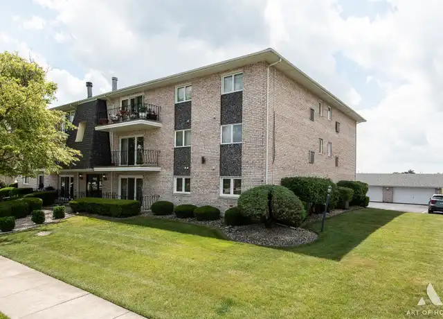 Property at 7405 Tiffany Dr Unit 3SE, Orland Park, IL, 60462, 2 beds, 2 baths, [object Object]