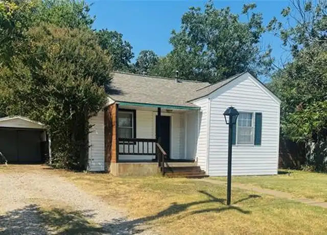 Property at 108 E 6th St, Weatherford, TX, 76086, 2 beds, 1 bath, [object Object]