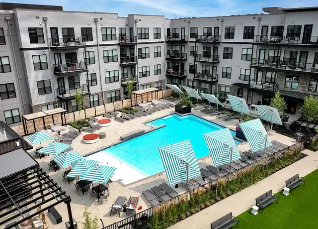 Property at The Thomas at GVX - 1444 City View Dr, Columbus, OH, 43215, 1 bed, 1 bath, [object Object]