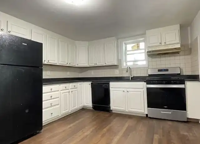 Property at 52 Phipps St Unit 0, Quincy, MA, 02169, 2 beds, 1 bath, [object Object]