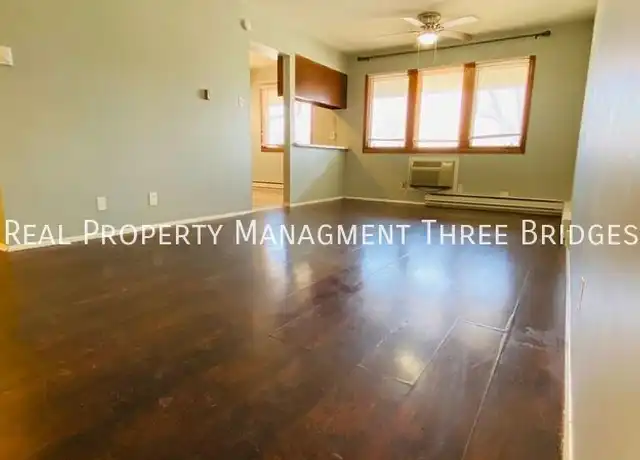 Property at 7435 Hazelcrest Dr, Hazelwood, MO, 63042, 2 beds, 1 bath, [object Object]