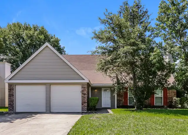 Property at 2533 Bentley Dr, Grand Prairie, TX, 75052, 3 beds, 2 baths, [object Object]
