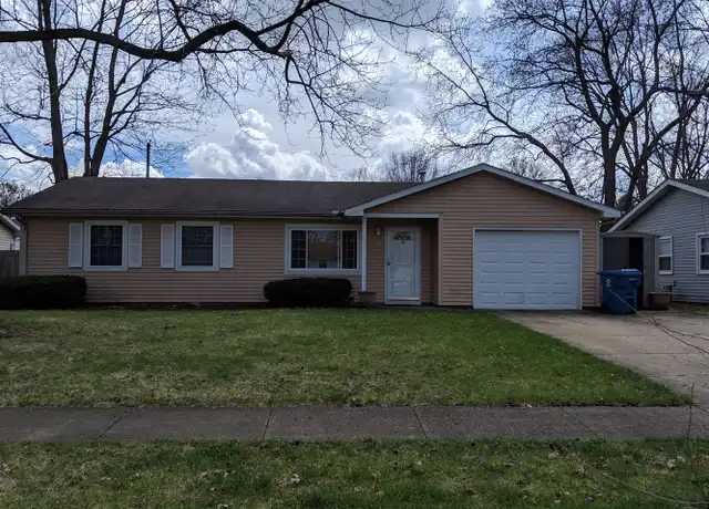 Property at 2405 Hathaway Dr, Champaign, IL, 61821, 3 beds, 2 baths, [object Object]