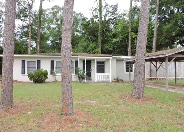 Property at 220 E Highland Dr, Pensacola, FL, 32503, 3 beds, 1 bath, [object Object]