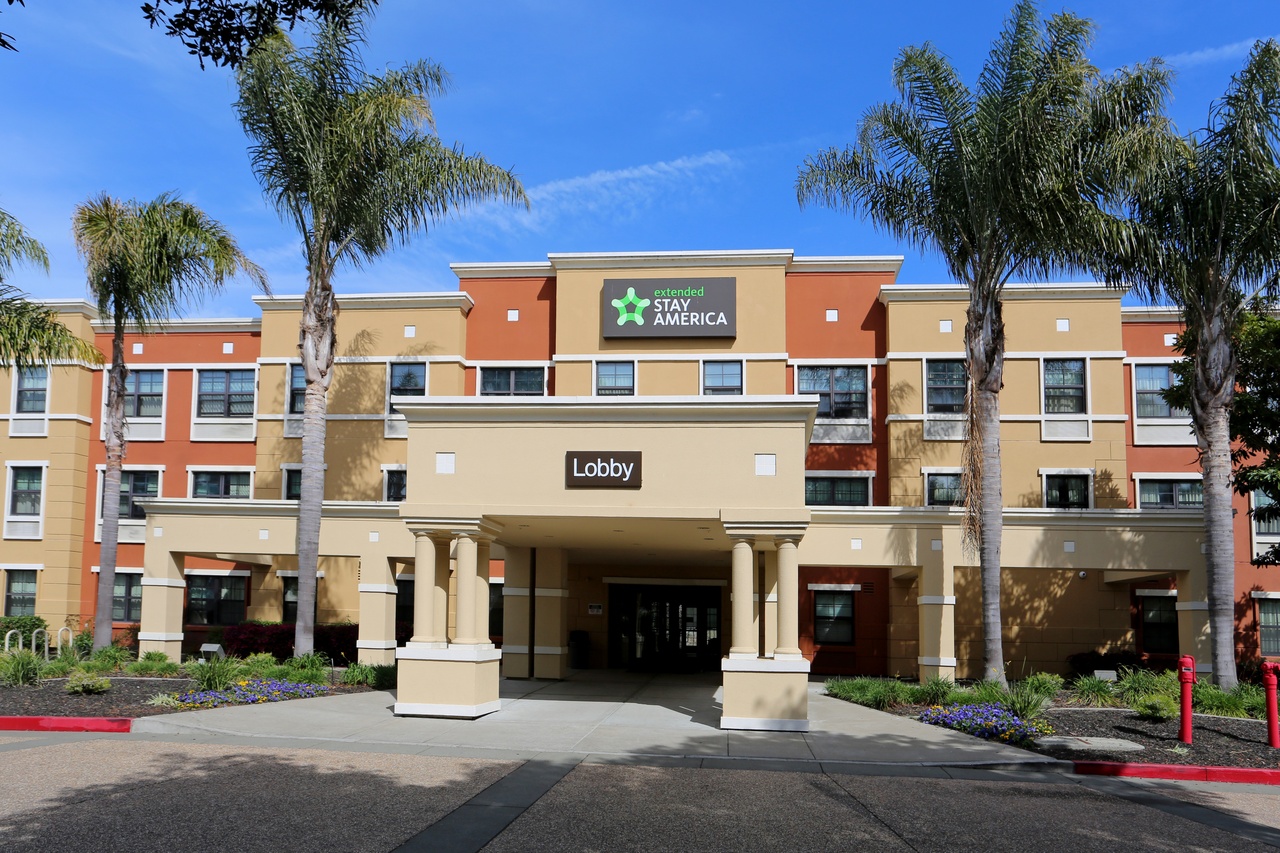 Furnished Studio  Oakland  Alameda Airport  1260 S Loop Rd, Alameda