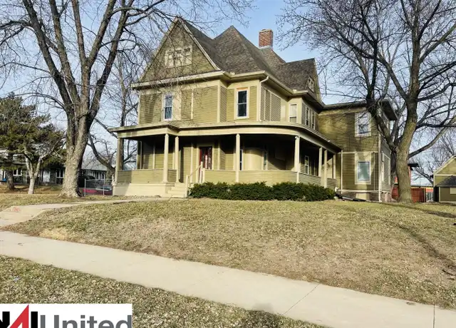 Property at 1524 Grandview Blvd Apt 02, Sioux City, IA, 51103, 2 beds, 1 bath, [object Object]