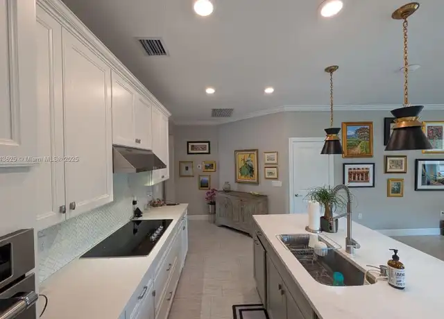 Property at 8226 NW 79th Ave, Tamarac, FL, 33321, 3 beds, 2 baths, [object Object]