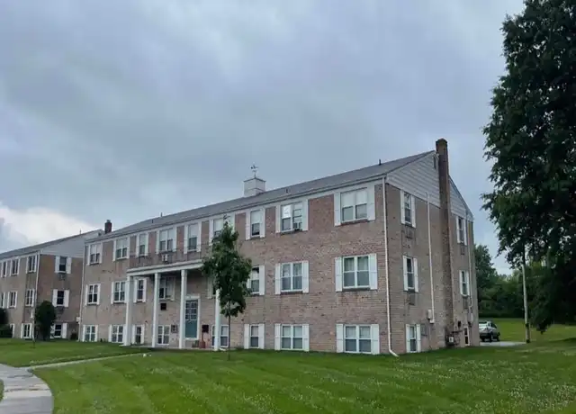 Property at Greentree Apts-Quakertown - 60 Alan Ln, Quakertown, PA, 18951, 1-2 bed, 1-1.5 bath, [object Object]