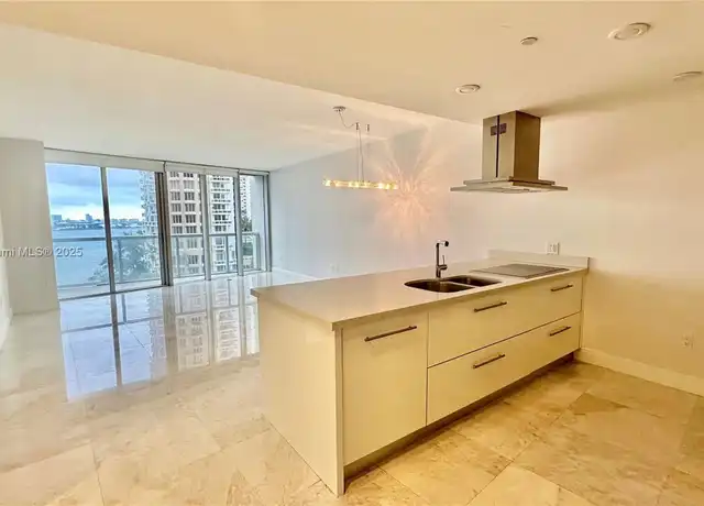 Property at 465 Brickell Ave, Miami, FL, 33131, 1 bed, 1 bath, [object Object]