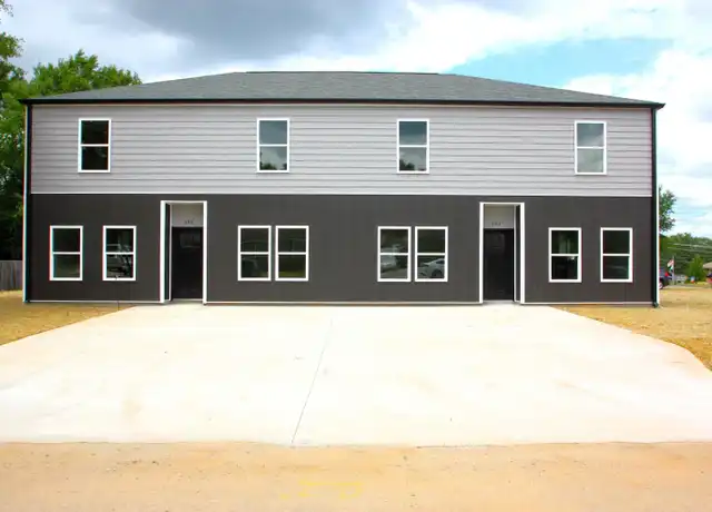 Property at 404 Sierra Rd, Moore, SC, 29369, 4 beds, 2.5 baths, [object Object]