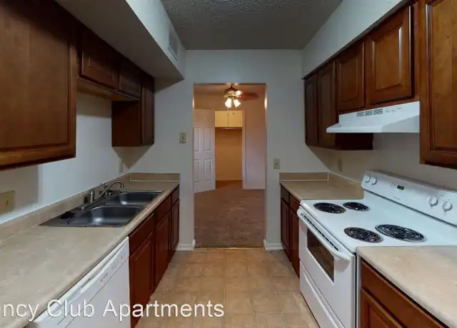 Property at River Club - 8416 Lincoln Ave, Evansville, IN, 47715, 1-3 bed, 1-3.5 bath, [object Object]