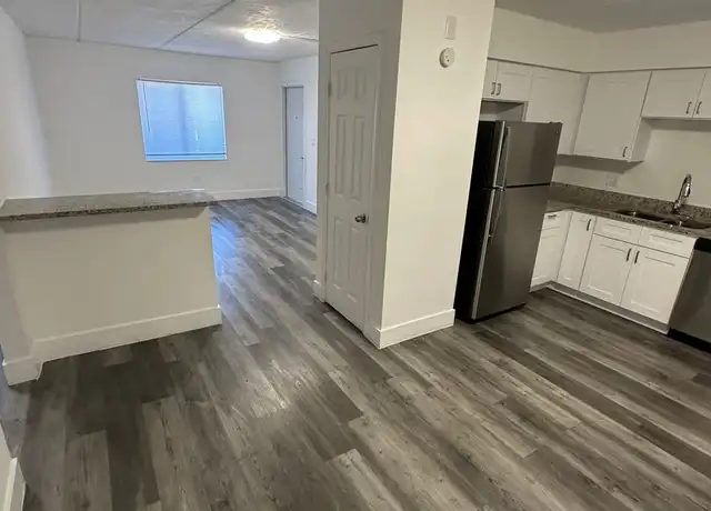 Property at 4824 E Busch Blvd Unit 9205-1, Tampa, FL, 33617, 1 bed, 1 bath, [object Object]
