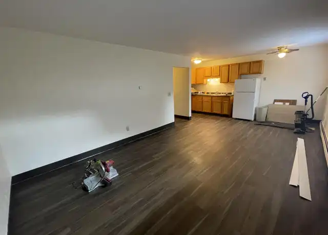 Property at 1862 Feronia Ave Unit 3, St Paul, MN, 55104, 1 bed, 1 bath, [object Object]